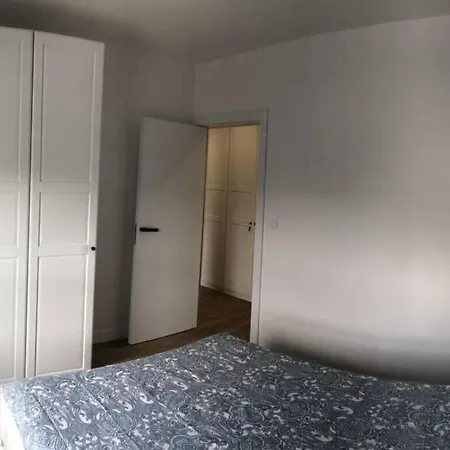 아파트 Baltic Apartament 그디니아